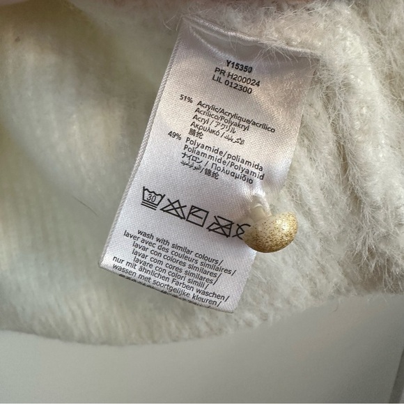 Carrement Beau | White Fuzzy Gold Button Knit Cardigan Sweater Size 12 - Picture 5 of 6